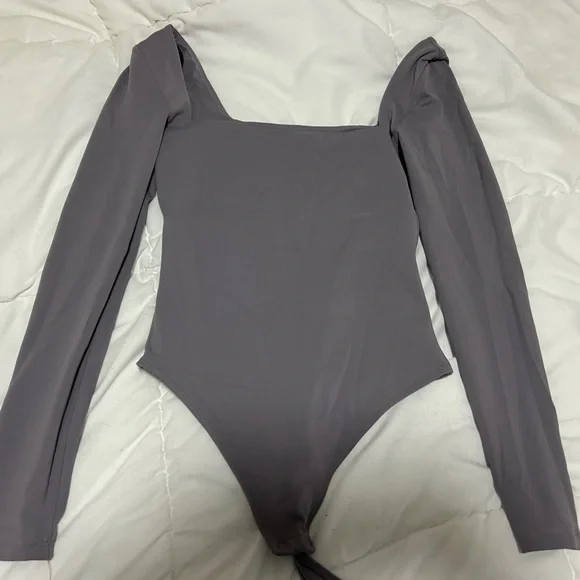 Babaton - Picture 1 of 1